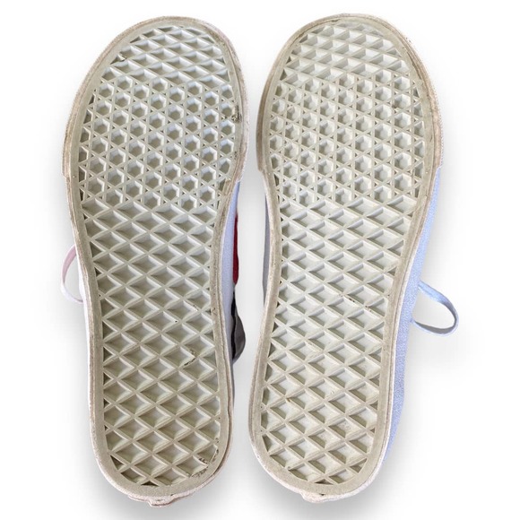 Custom hand painted Indiana University Vans size 7.5 Womens - Picture 5 of 8